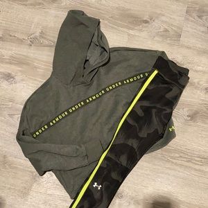Under Armour cropped hoodie and leggings